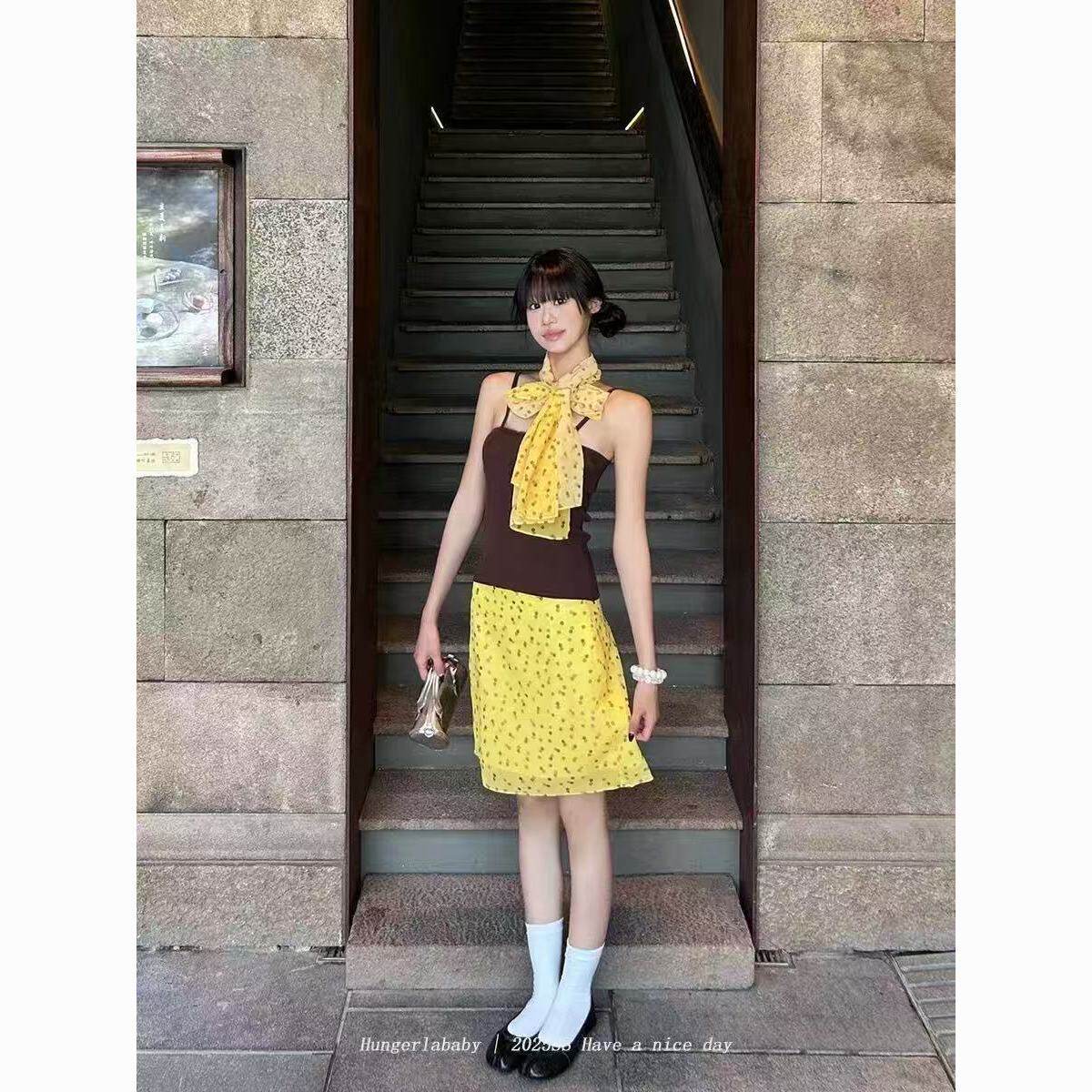 2026套装女夏季新款甜辣风龄吊带背心上衣腰显瘦碎花半身