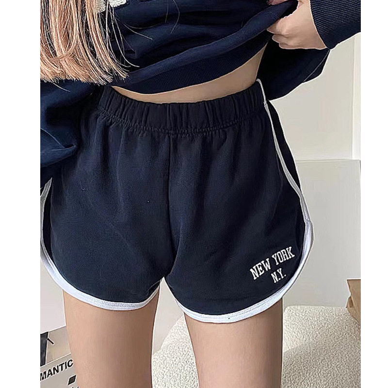超好看辣妹短裤少女夏季字母刺绣学院风腰休闲运动美式热裤2026