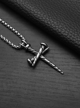 欧美嘻哈朋克项链十字架吊坠钉子