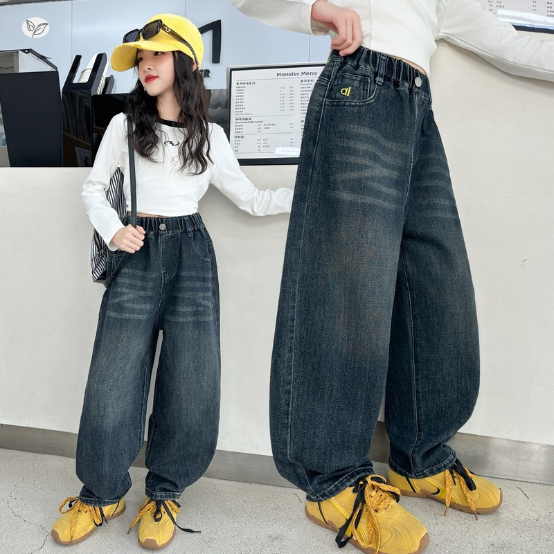 女童老爹裤春秋款2025新款字母绣花牛仔裤中大童洋气阔腿裤长裤潮，童装裤子，祺儿童装