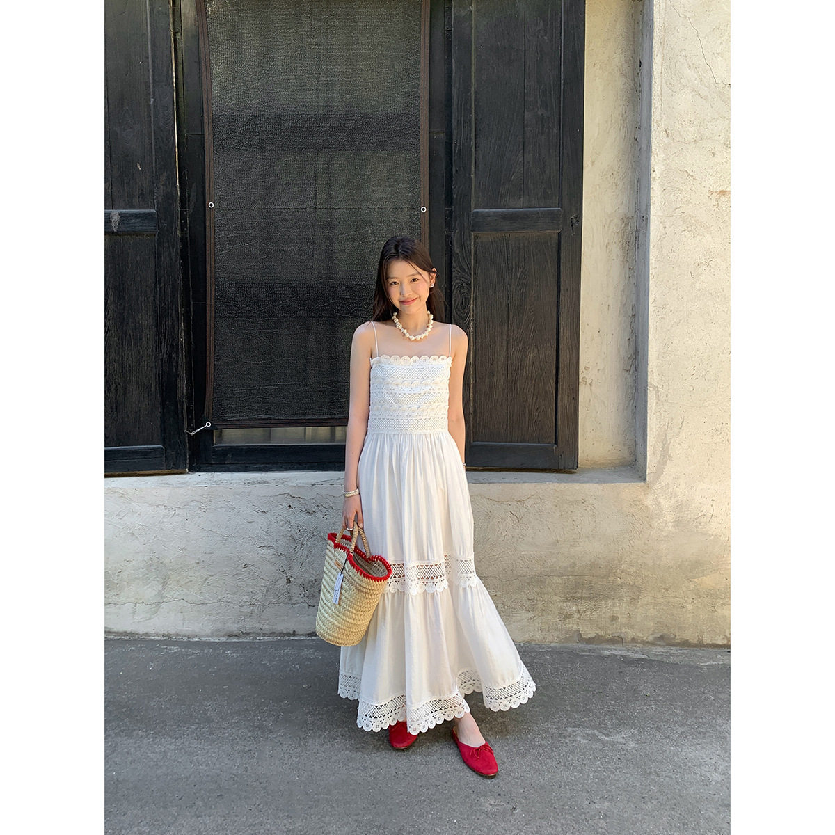 趋梦蕾丝纯色法式蛋糕裙