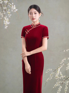 喜婆婆时尚改良旗袍红色花扣长款短袖2025春秋款上海丝绒演出走秀