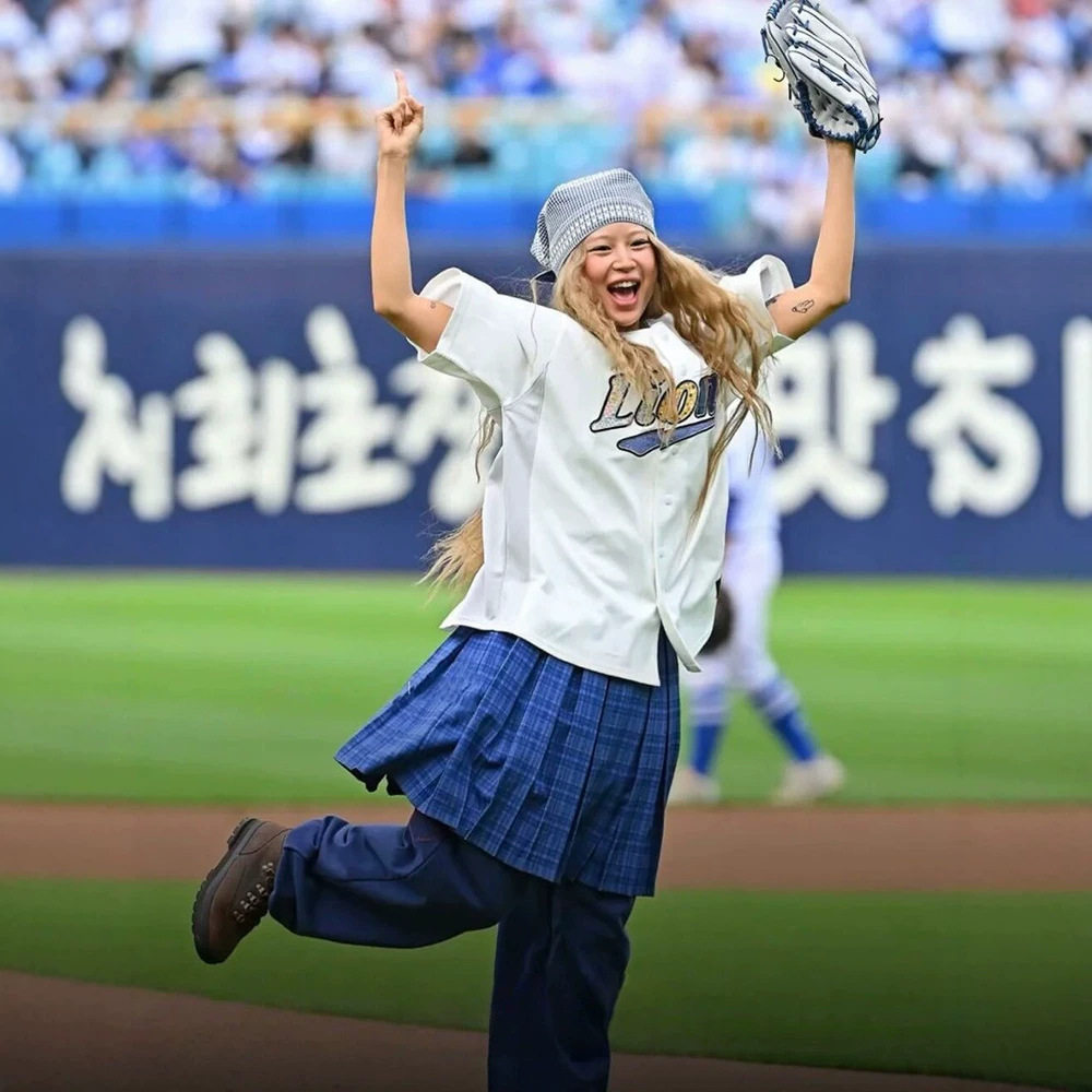 coyseio现H26款韩版拼布刺绣棒球服短袖开衫格纹百褶裙学院风套装