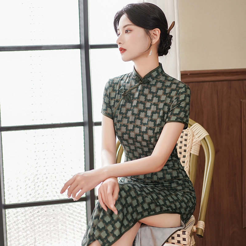 春夏新款旗袍中长款民国风女装绸缎连衣裙子复古修身时尚表演服装