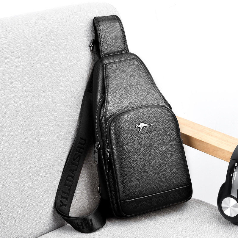 真皮男士包包新款男包单肩包头层牛皮斜挎包软皮潮流胸前小背包男