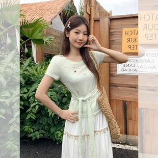 浅绿色珠片圆领正肩短袖 绑带收腰显瘦气质绝美上衣 t恤女夏季 新款