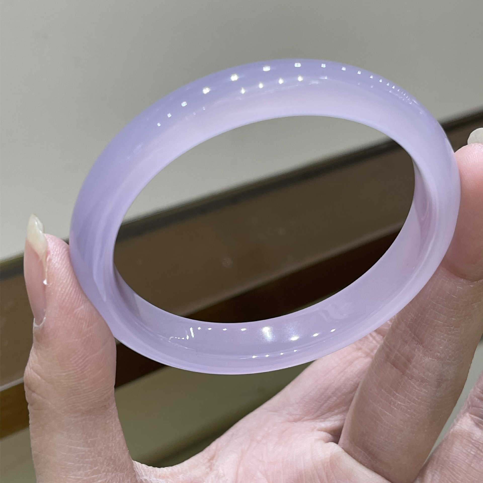 天然巴西玛瑙浅紫色扁条手镯冰紫罗兰色翡翠色玉髓小扁条女玉镯子