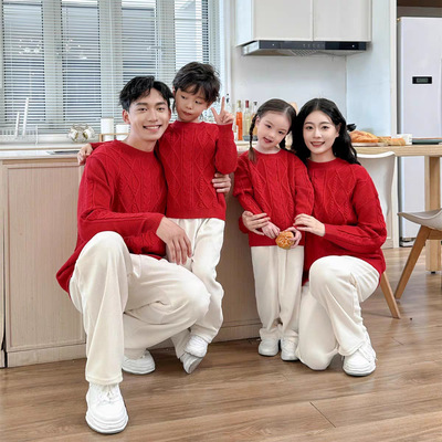 2025新款秋冬全家福亲子装一家四口母子母女红色宽松麻花高端毛衣