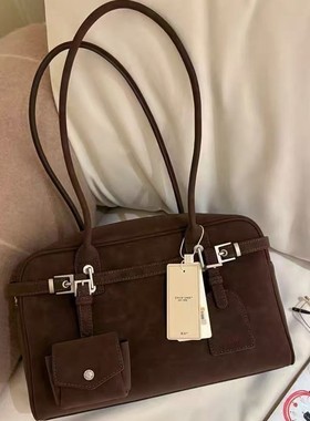 小南风Chio 圣尼旅人枕头包包女秋冬深棕色麂皮复古通勤单肩大包