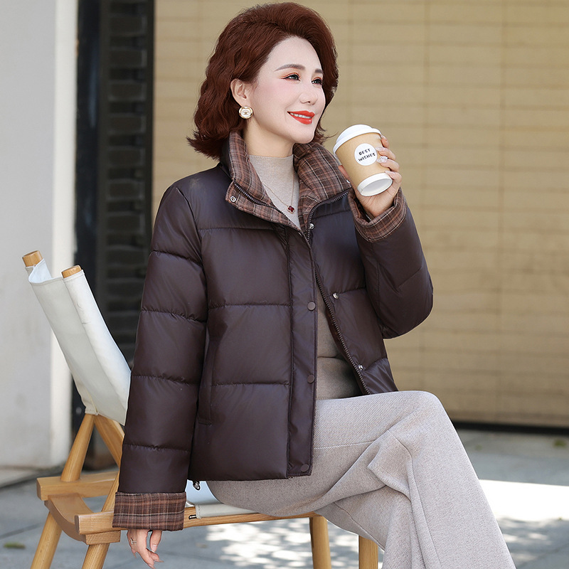 中年妈妈冬装棉袄外套2025新款中老年女装秋冬季时尚洋气羽绒棉服