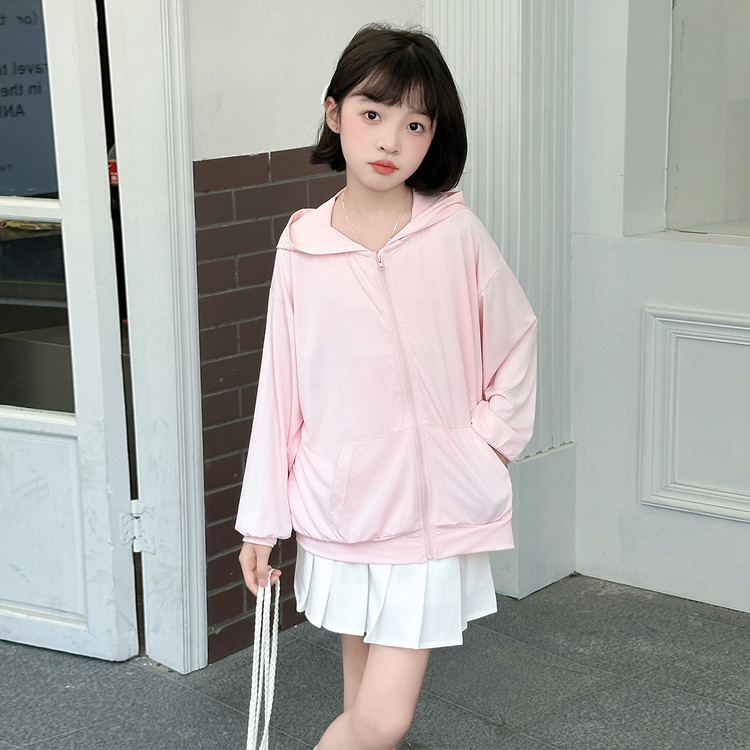 女童夏防晒衣中大童2025新款纯色冰丝连帽外套防紫外线凉感轻薄，童装儿童户外服，祺儿童装