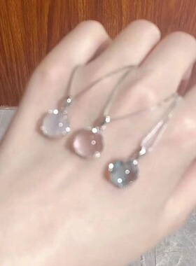 项链女小众设计级感气质简约锁骨链百搭简约轻奢颈链甜美粉晶