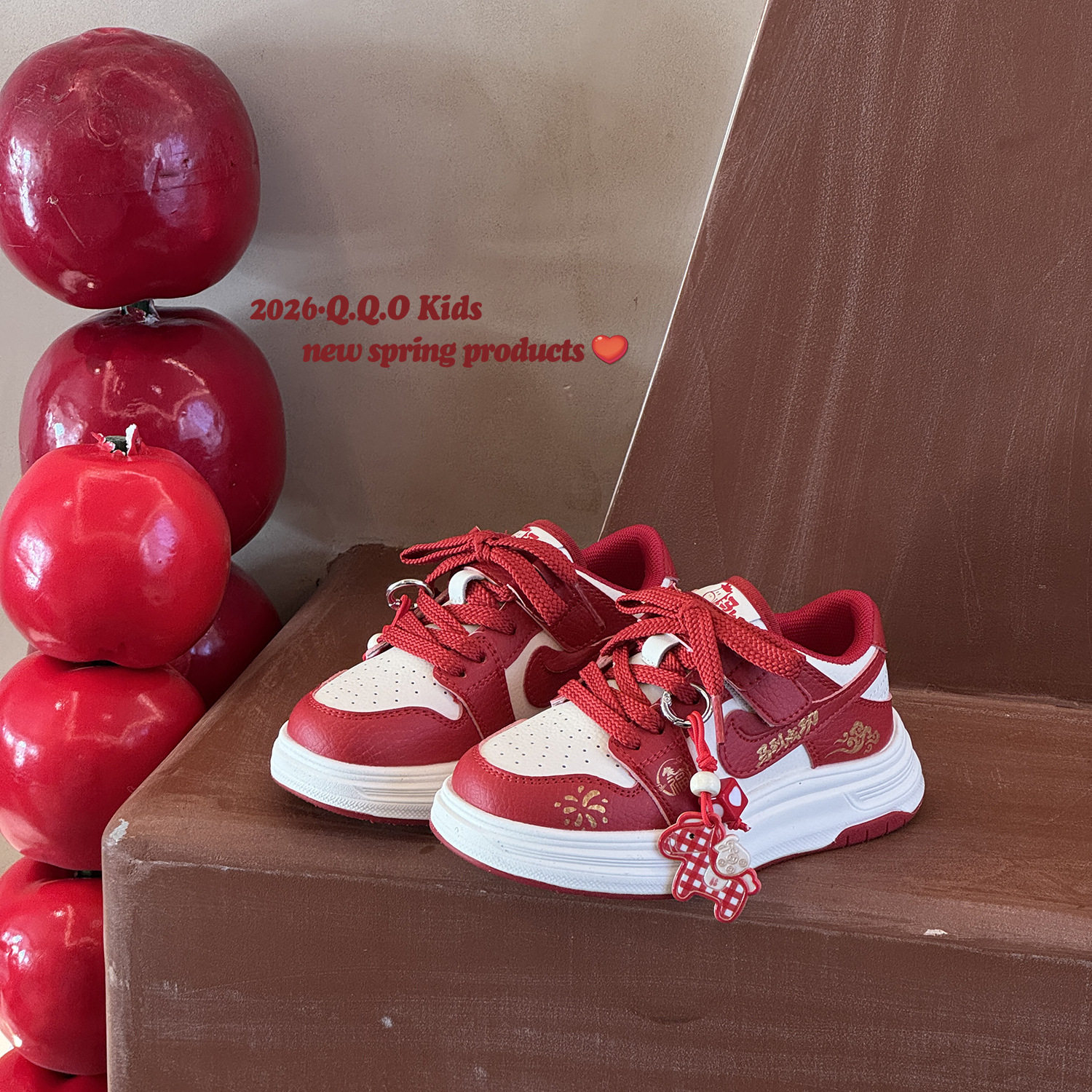 2026新年款中国红儿童板鞋小马挂件男女童卡通超轻运动鞋休闲鞋37,童鞋/婴儿鞋/亲子鞋,板鞋,淘宝优惠券,粉丝福利购,淘宝优惠卷