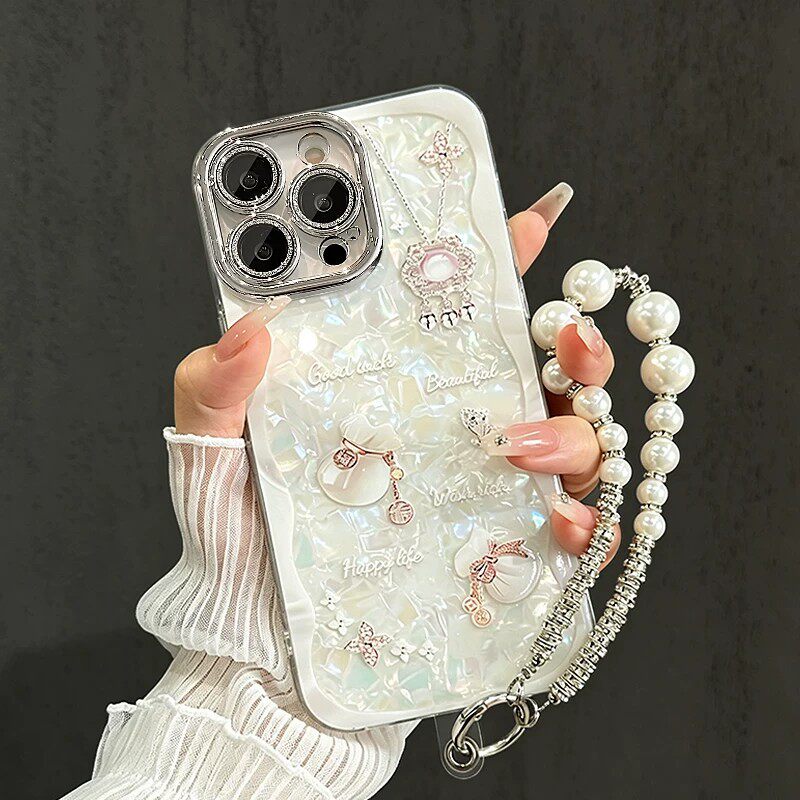 贝壳纹水晶福袋带手链适用苹果17手机壳iPhone16闪粉镜头膜硬壳15