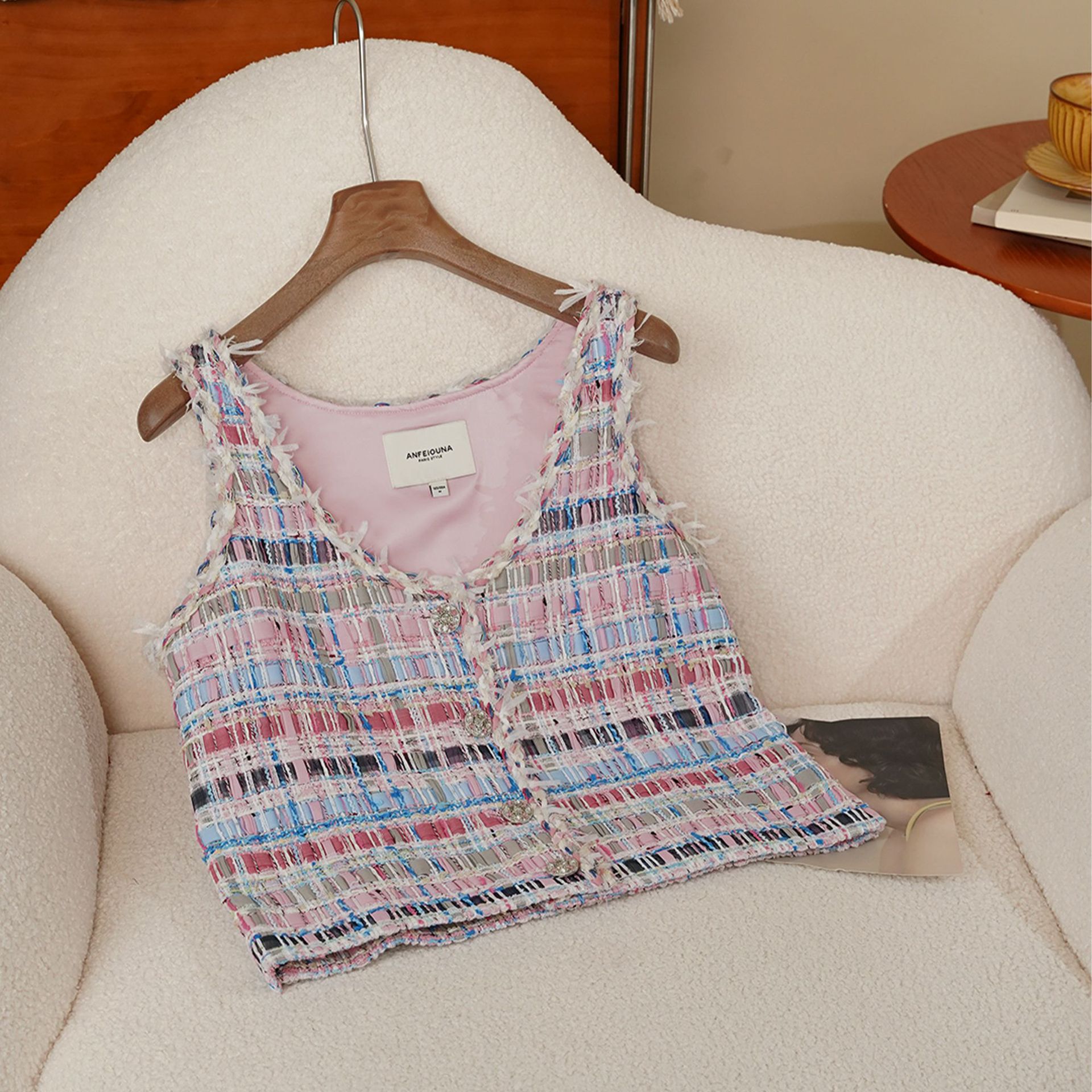 彩色编织短款马甲安斐欧娜小香风