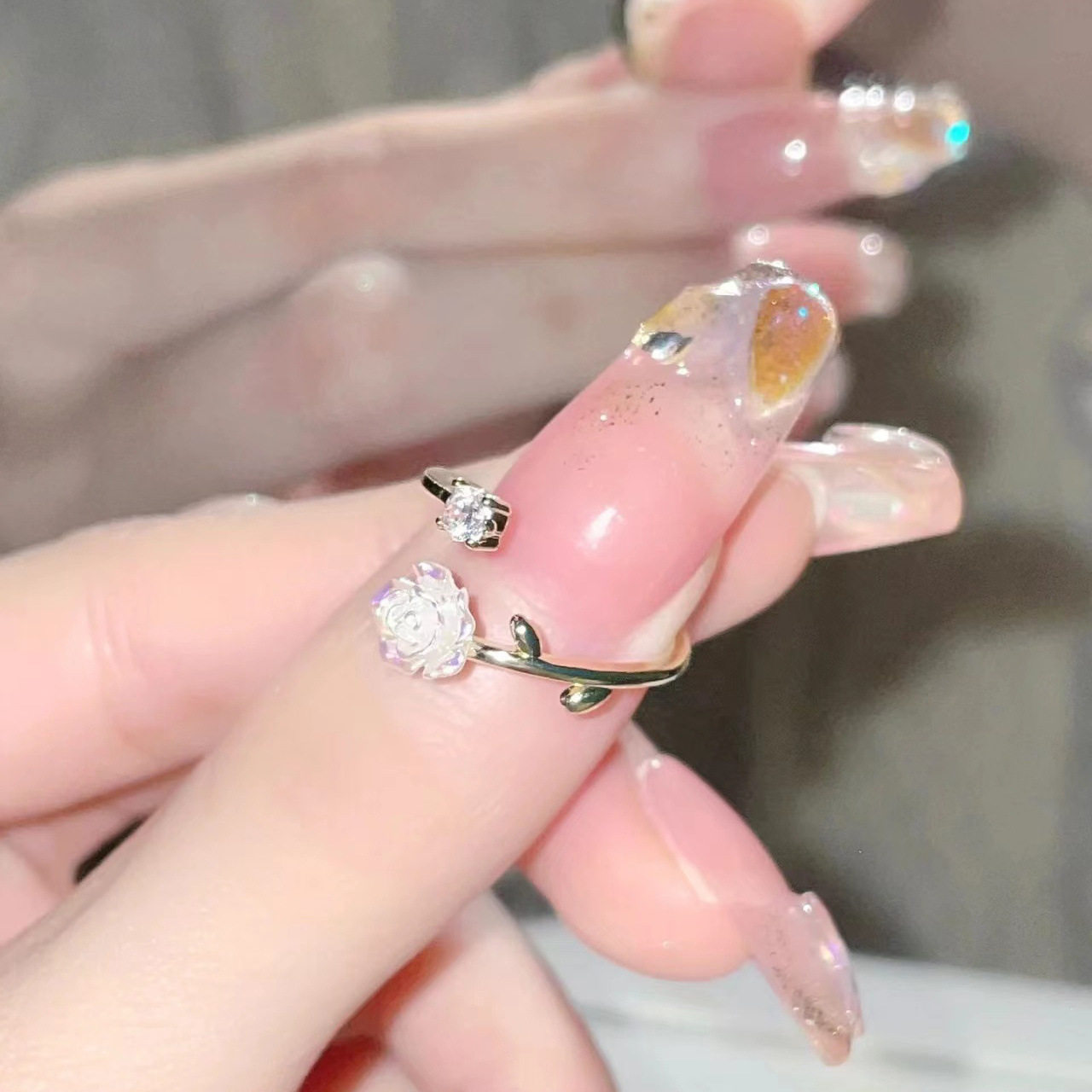 山茶花戒指女ins学生小众设计冷淡风级开口可调节食指戒指环