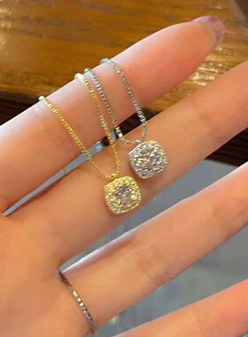 简约冷淡风级感项链女新款小众设计感水钻吊坠锁骨链