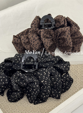 韩版布艺褶皱豹纹抓夹复古气质蝴蝶结发夹时尚通勤盘发抓鲨鱼夹子