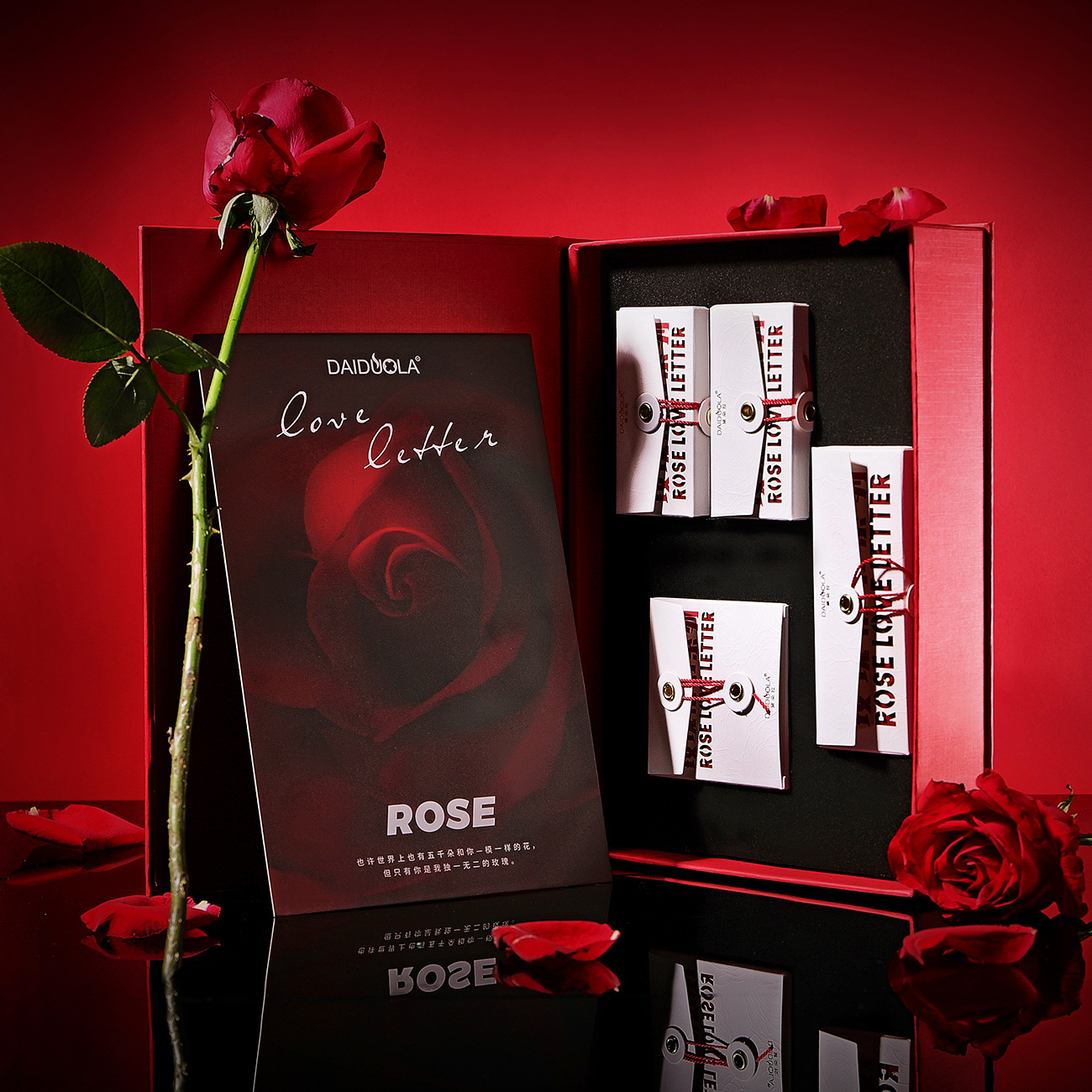 黛朵拉玫瑰情书彩妆礼盒丝绒口红唇釉复古眼影盘七夕浪漫彩妆套装