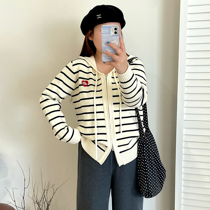 乃粒23378大码女装休闲连帽外套女上衣2025冬款胖mm宽松针织开衫