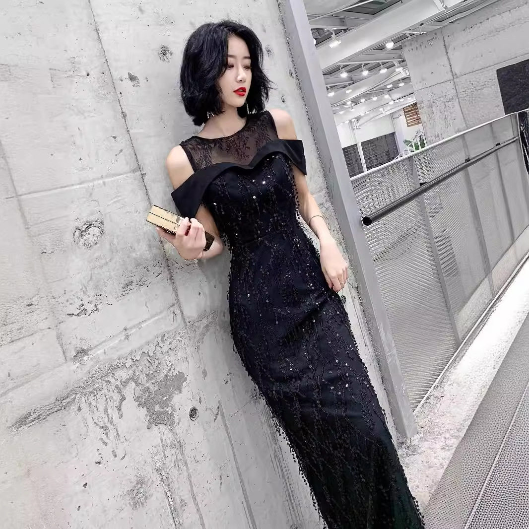 黑色小晚礼服裙女2026新款端轻奢小众宴会气质级感名媛主持人