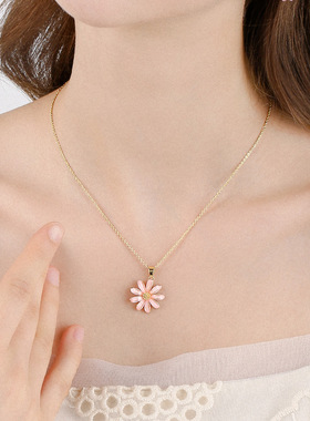 少女系气质清新粉红花朵项链女2025年新款时尚设计感锁骨链