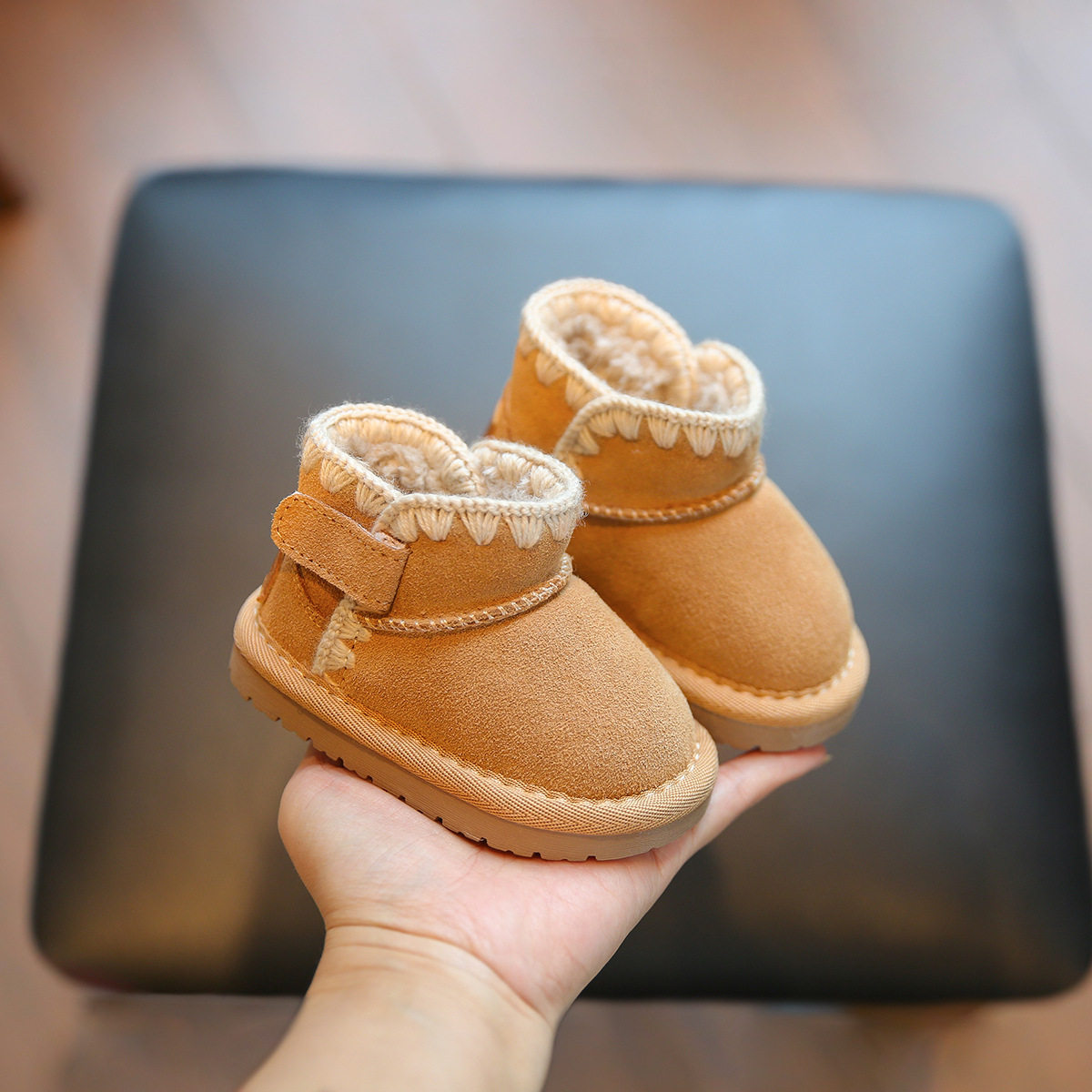 冬季两岁宝宝雪地靴加厚保暖女宝舒服鞋子洋气女童百搭款加绒棉鞋,童鞋/婴儿鞋/亲子鞋,雪地靴,淘宝优惠券,粉丝福利购,淘宝优惠卷