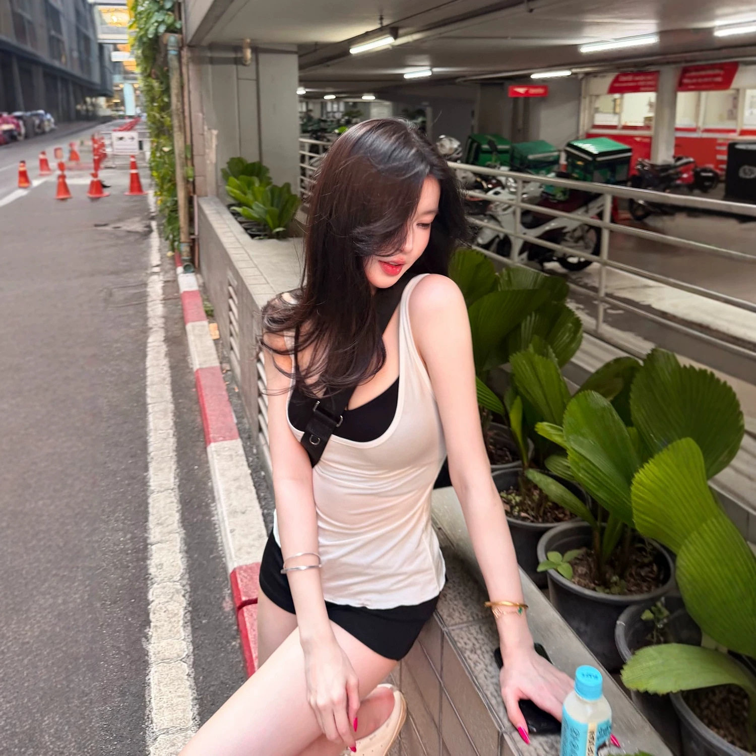 绝美腰身比吊带罩衫两件套女夏季外穿背心内搭设计感纯欲辣妹上衣