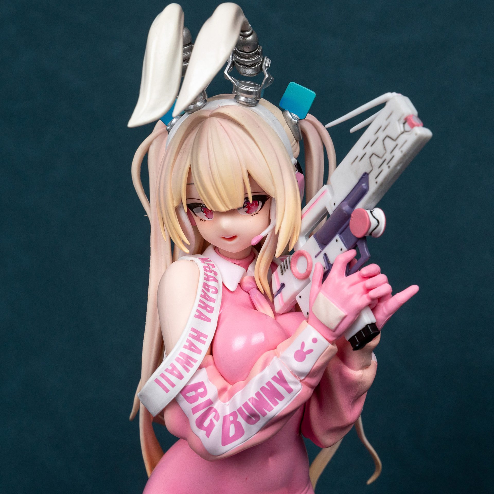 超级兔子Superbunny手粉色可爱美少女动漫二次元模型摆件周边