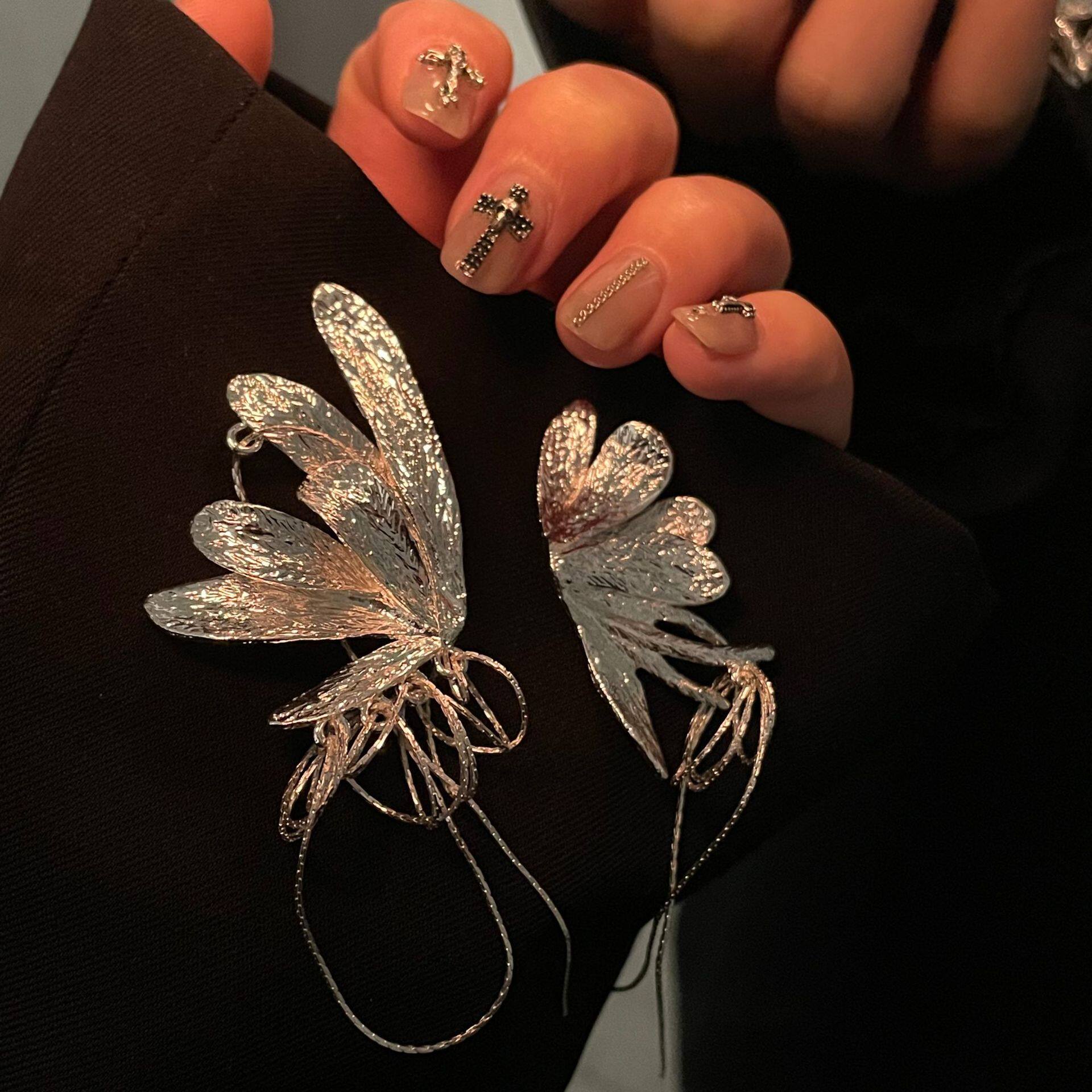 仙女气质甜酷精灵流苏耳环 闪亮蝴蝶翅膀耳钉不对称蝴蝶流苏耳饰