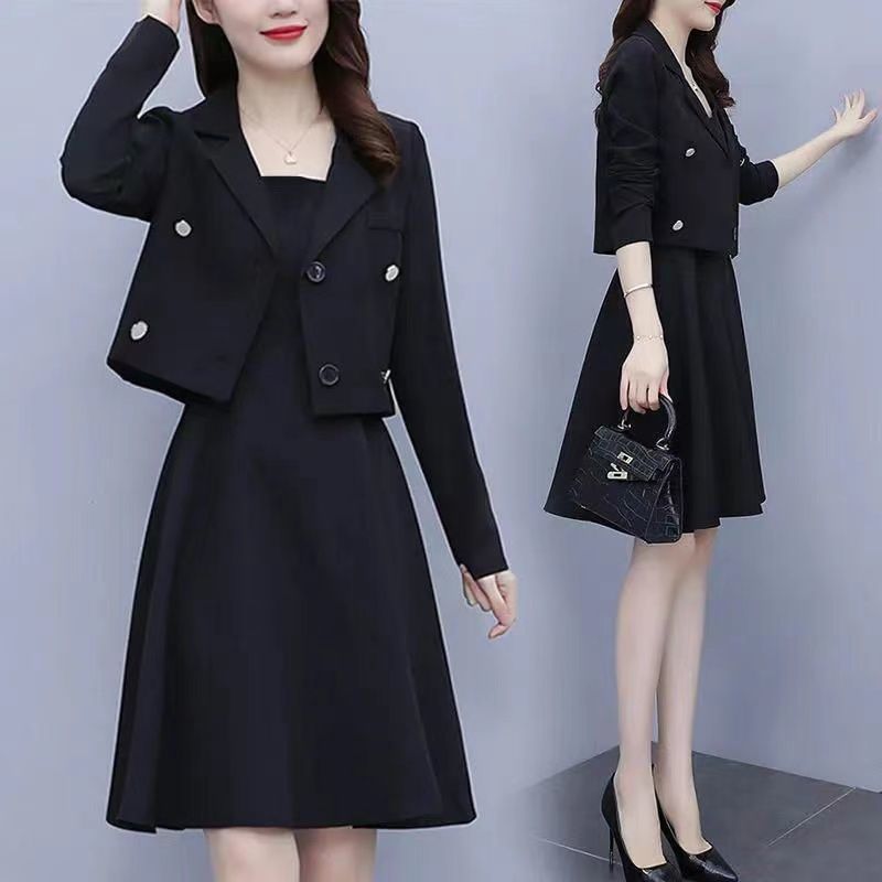 秋季连衣裙套装女2025年新款洋气小西装气质吊带裙子女龄两件套