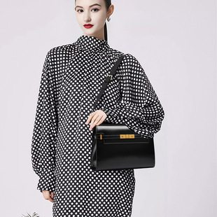 真皮杨树林鳄鱼纹曼哈顿包包女凯利包 复古级感腋下邮差法棍包