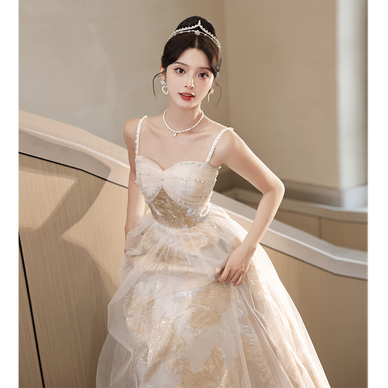 晚礼服裙宴会气质2025新款秋冬法式轻奢小众吊带主持人艺考演出服