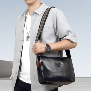 商务男单肩包真皮休闲多功能竖款休闲斜挎包头层牛皮大容量收款包