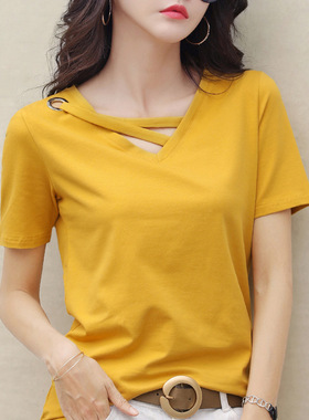 2026夏季短袖女装新款韩版设计感百搭V领t恤女学生宽松大码上衣潮