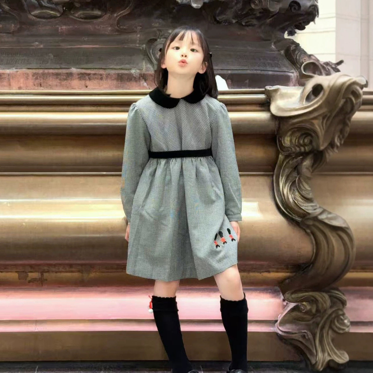 女童长袖复古风秋季连衣裙