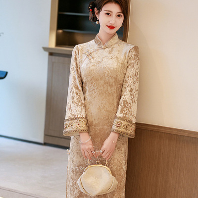 年轻气质绝美长款旗袍丝绒加厚秋冬季新款日常可穿新中式连衣裙女