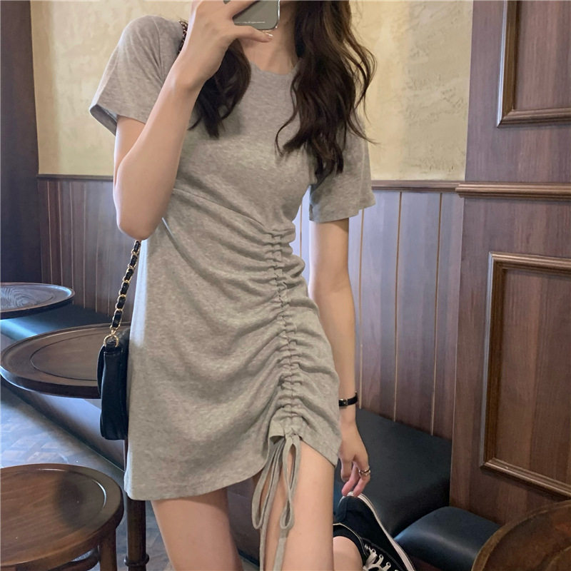 复古港味抽绳短袖连衣裙女夏季2025年新款裙子韩版修身短裙包臀裙