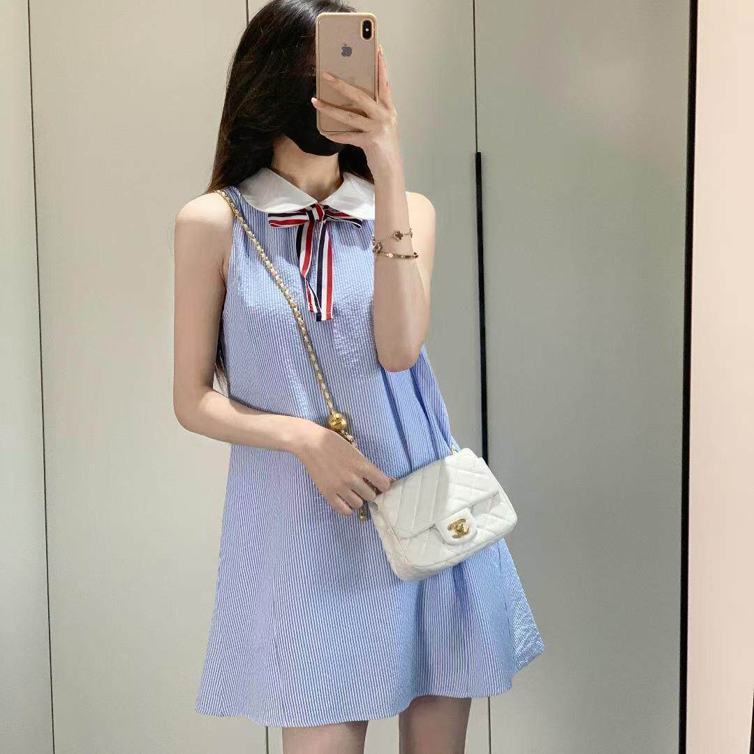 TB新女士夏季新款翻领无袖背心式泡泡纱学院风娃娃领条纹连衣裙