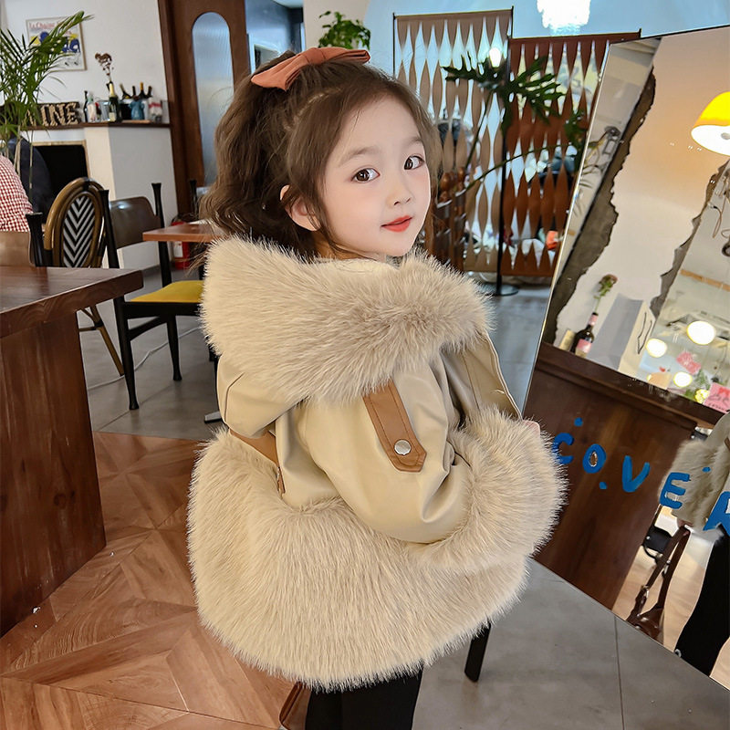 女童外套秋冬款2026新款洋气女宝宝冬季皮草上衣儿童冬装加绒皮衣