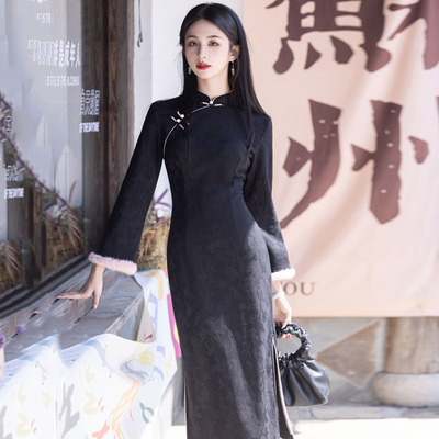 黑色加绒加厚冬装国风新中式长袖改良旗袍年轻款女级感复古冬季