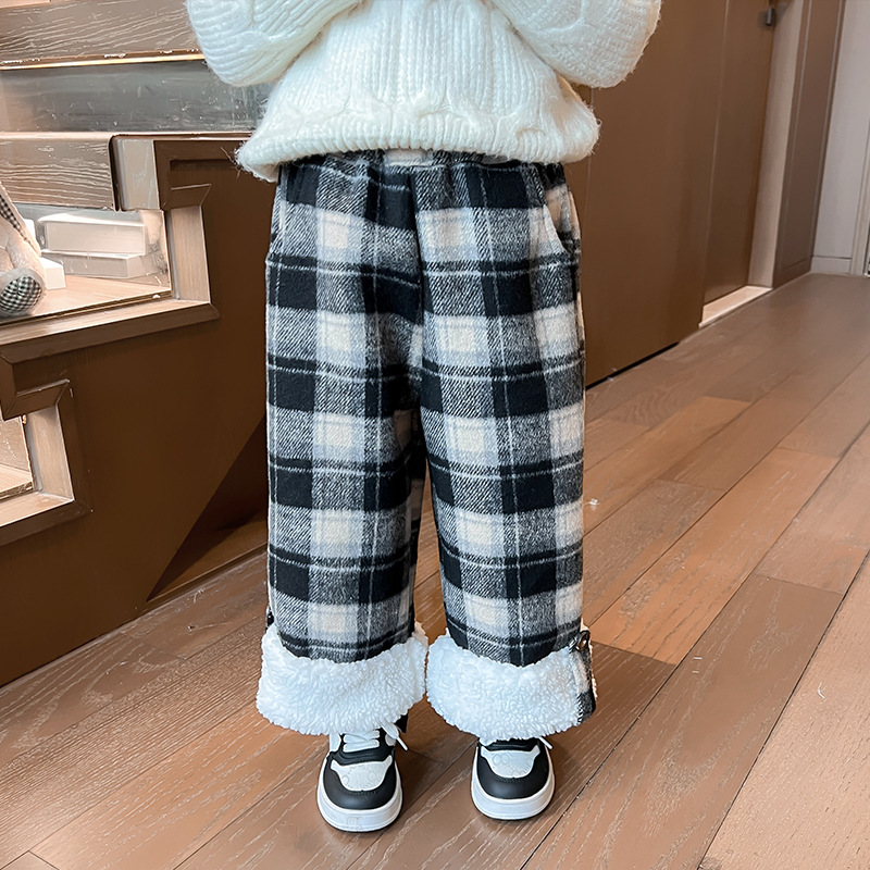 女童加绒加厚格子阔腿裤冬季2025新款小女孩洋气一体绒宽松直筒裤，童装裤子，祺妙童装