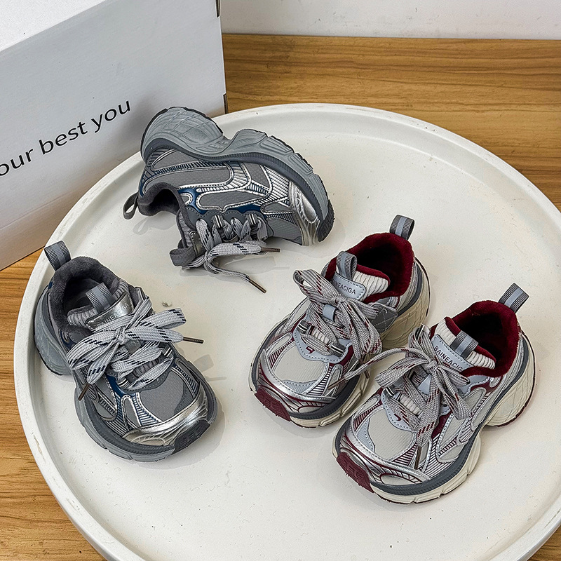 2025冬季新款儿童加绒运动鞋女童轻便跑步鞋户外保暖二棉老爹鞋