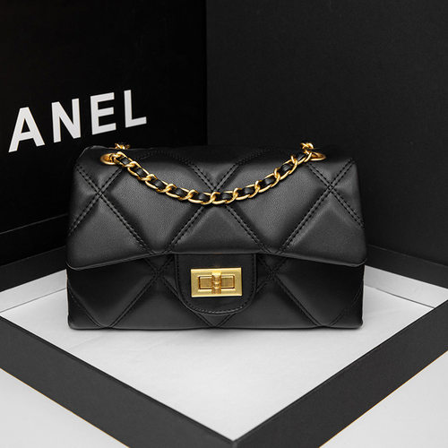 轻奢新款羊皮小方包级感百搭网红斜挎包小香风爆款现货女包