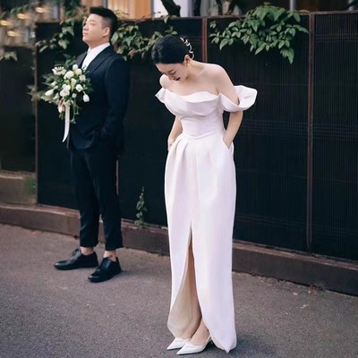 法式缎面轻婚纱新娘迎宾一字肩白色订婚礼服小个子气质简约出门纱