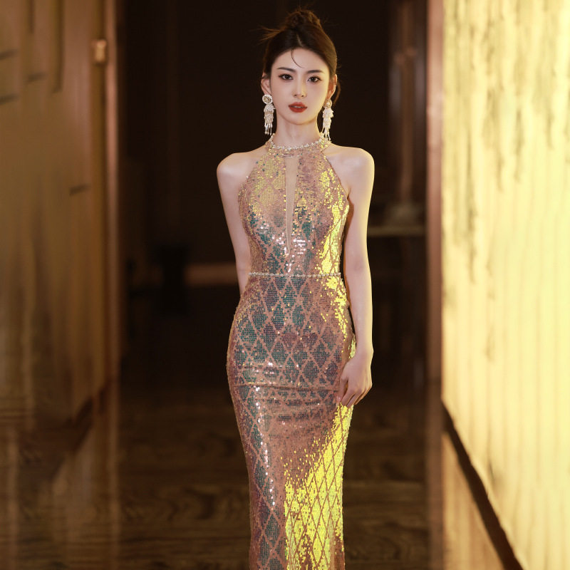 晚礼服女2025新款氛围感亮片鱼尾裙宴会气质长款主持人演出服秋冬