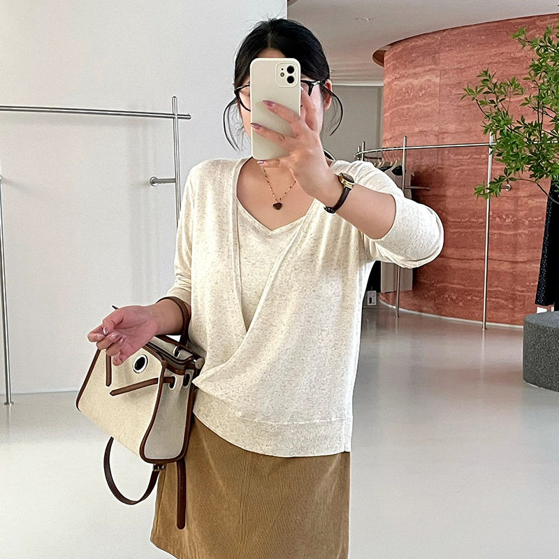 乃粒25229大码女装v领假两件针织衫2026秋款胖mm设计感气质女上衣