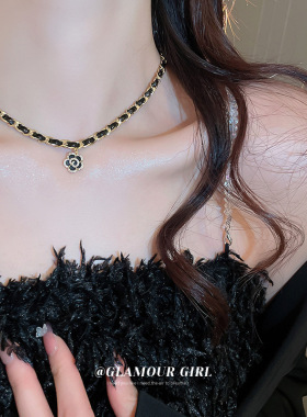 SPARKLE「风姿绰约」锆石山茶花皮革缠绕项链轻奢锁骨链气质饰品