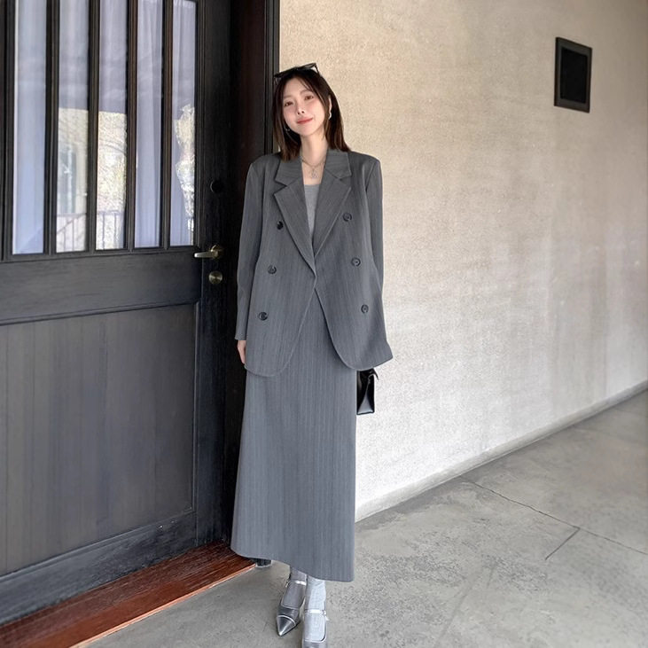 大码女装2026春季时尚新款条纹西装微胖mm通勤半身裙显瘦两件套装