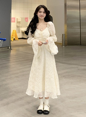 贴墙冬季浴室刺绣长裙春秋Jeanie晚礼服复古长袖连衣裙子自粘可